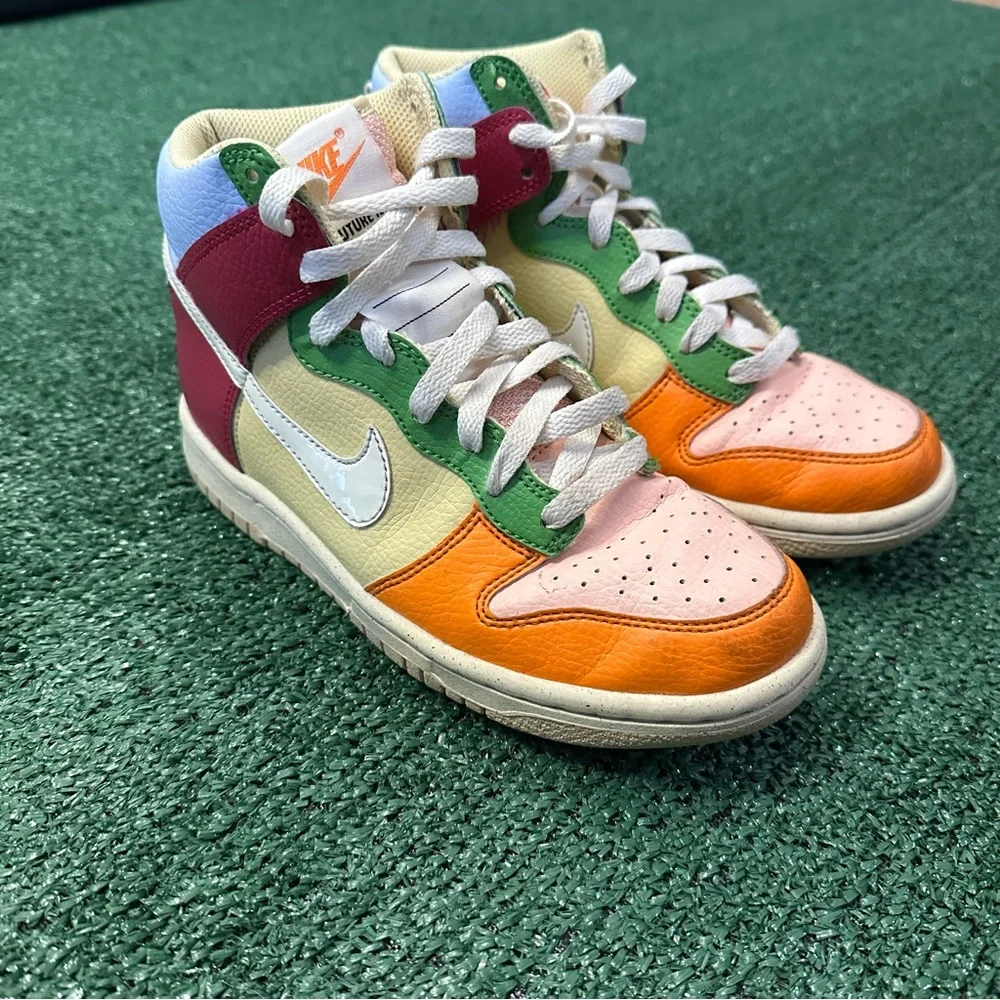 Nike dunk some
